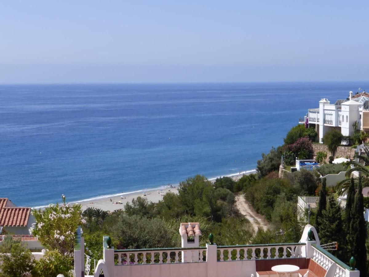 Pueblo Chimenea Villa Nerja Esterno foto